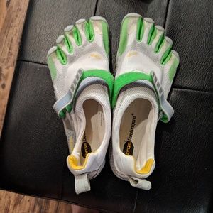 Vibram five fingers
